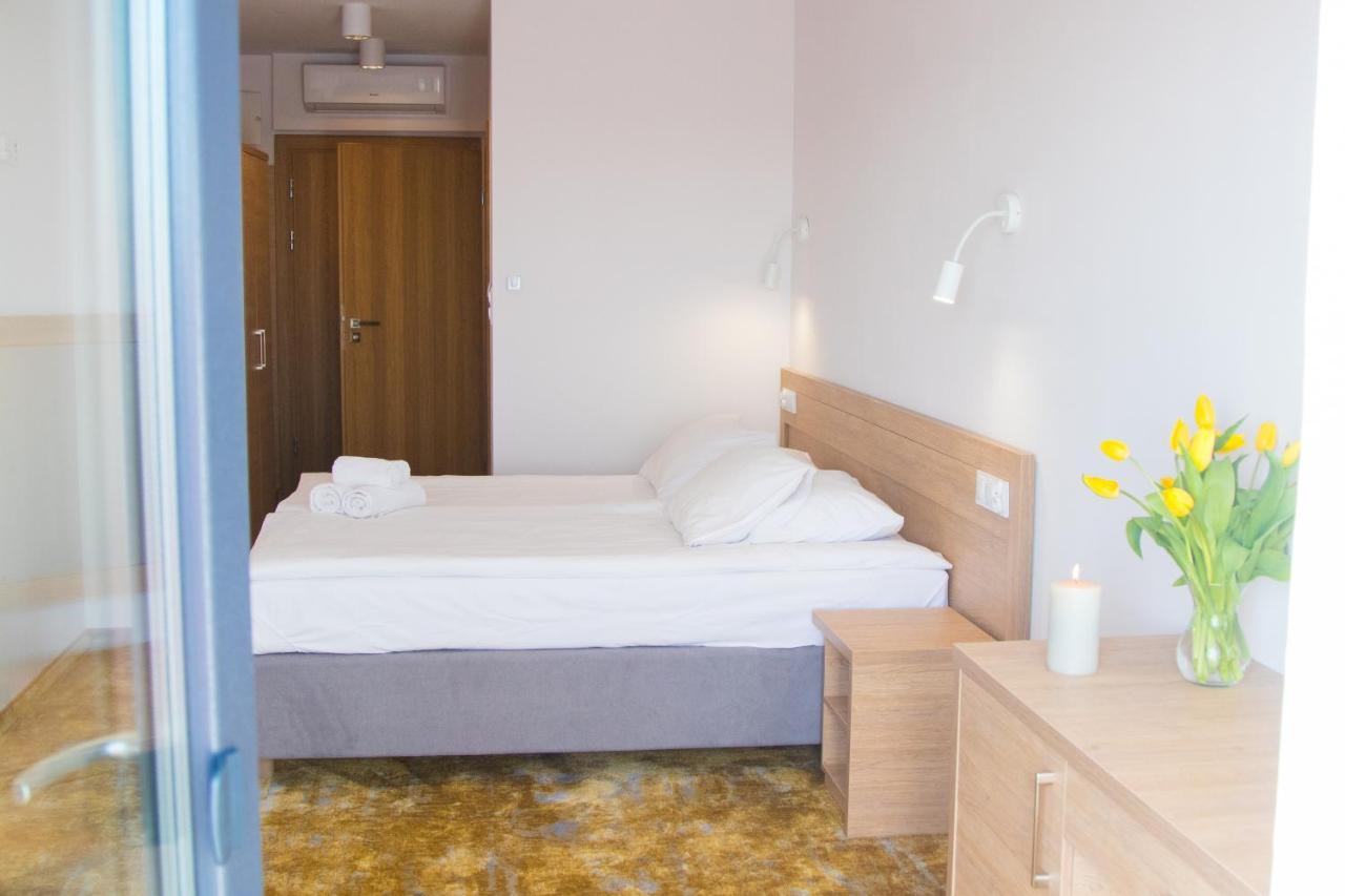 Amber Port Otel Darlowko Dış mekan fotoğraf