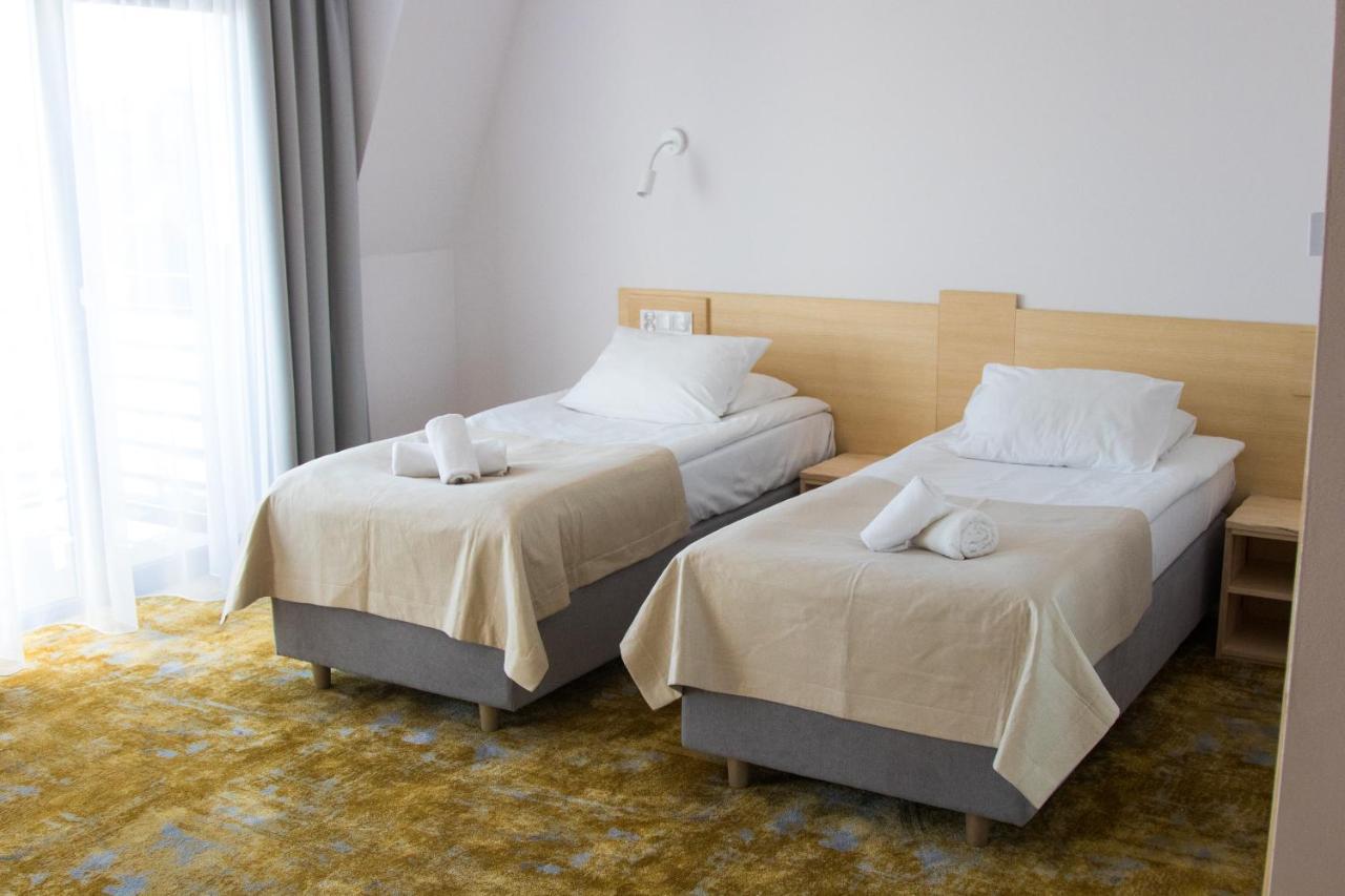Amber Port Otel Darlowko Dış mekan fotoğraf