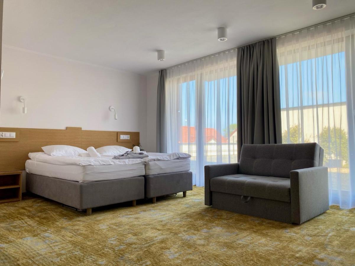 Amber Port Otel Darlowko Dış mekan fotoğraf