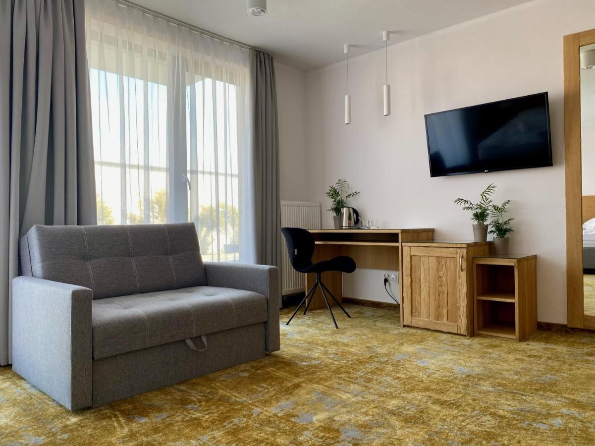 Amber Port Otel Darlowko Dış mekan fotoğraf