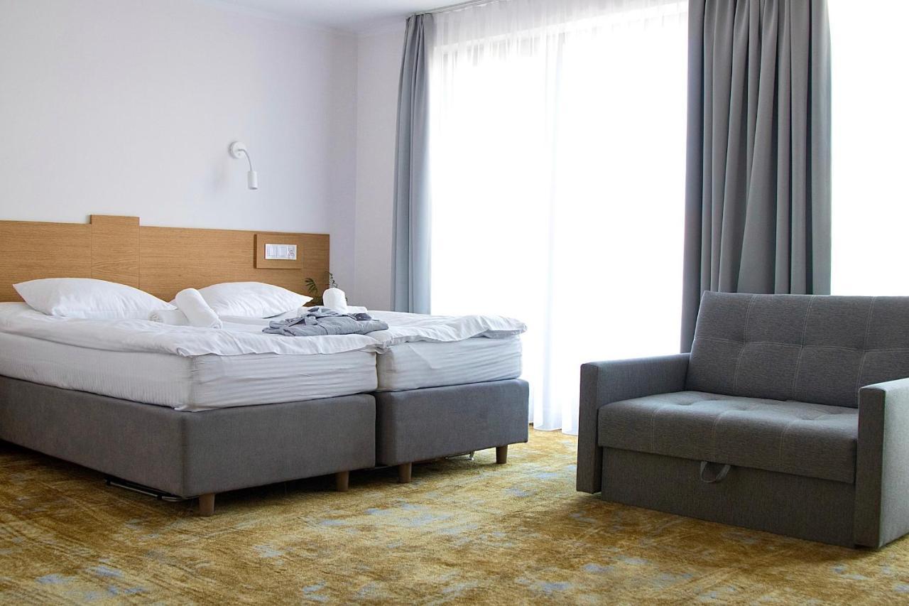 Amber Port Otel Darlowko Dış mekan fotoğraf